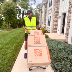 Moving Boxes, Movers, and Hand Truck from Top Knotch Cleaning And Moving Services LLC uploaded 4:12 AM on Aug 5th, 2026