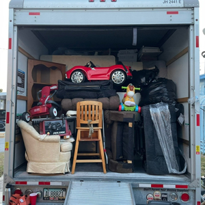 Loading, Packing, Movers, and Unloading from Florida Moving Professionals LLC uploaded 7:37 PM on Oct 6th, 2025