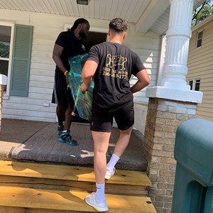 Plastic Wrap, Unloading, Loading, Furniture, and Movers from Fresh Start Movers uploaded 7:11 AM on Sep 12th, 2019