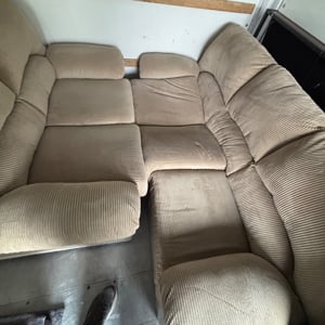 Unloading from DLUX DUTY uploaded 9:12 PM on Dec 23rd, 2025