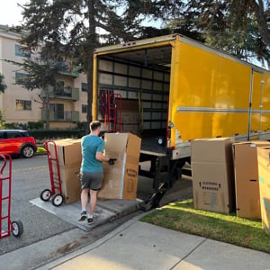 Loading from 5 Points Moving LLC uploaded 1:43 PM on Jun 17th, 2026