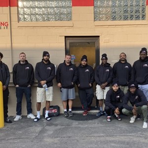 Movers from White Gloves Moving uploaded 11:12 AM on Mar 31st, 2021