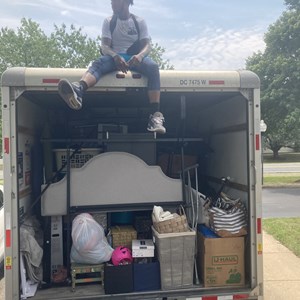 Movers, Moving Truck, Moving Boxes, Loading, and Moving Container from Movers on the go uploaded 6:43 PM on Jul 28th, 2021
