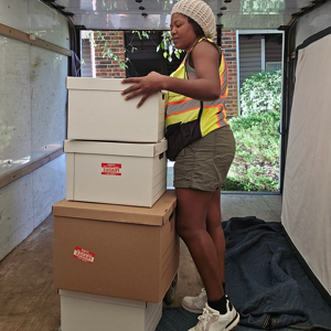 Unloading and Movers from Alem Moving & Delivery Solutions LLC uploaded 10:00 AM on Oct 17th, 2025