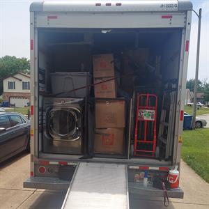  from Mr. P´s Moving Co. uploaded 1:40 PM on Apr 8th, 2023