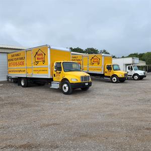 Moving Truck, Ropes/Straps/Tie-downs, Hand Truck, Movers, and Plastic Wrap from Family Moving LLC uploaded 10:38 AM on Oct 4th, 2022