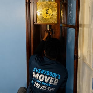 Movers, Assembly or Disassembly, Packing, and Furniture from Everybody’s Mover & Logistics uploaded 6:46 PM on Jun 3rd, 2026