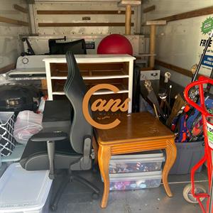 Loading from Cans Movers uploaded 11:23 PM on Mar 15th, 2023