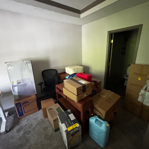 Moving Boxes from Quick & EZ Moving And More uploaded 10:09 PM on Sep 3rd, 2025