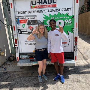 Moving Truck, Movers, Unloading, and Customers from Moving With LeVi uploaded 4:46 PM on Sep 3rd, 2019