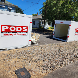 Moving Blankets, Moving Boxes, Movers, Moving Truck, and Moving Container from Onwingz uploaded 10:06 PM on Jun 18th, 2025