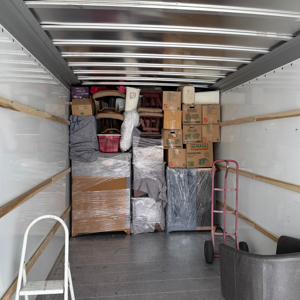 Hand Truck, Movers, Unloading, Loading, and Moving Boxes from Sumners dependable movers uploaded 3:22 PM on Nov 5th, 2025