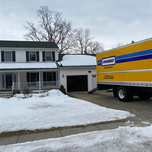 Moving Blankets, Moving Truck, Movers, Furniture Dolly, and Moving Boxes from Kiper Moving And Transportation uploaded 4:53 PM on Apr 26th, 2022