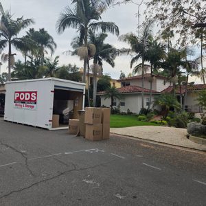 Loading, Moving Container, Piano, Movers, and Unloading from Thunderhorse Moving uploaded 1:43 PM on Nov 14th, 2025