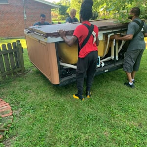 Loading and Movers from Top Movers Missouri LLC uploaded 5:20 PM on Dec 19th, 2024