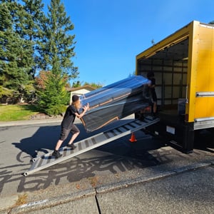 Loading, Furniture, and Movers from Heezy Haulers uploaded 2:22 PM on Mar 27th, 2026