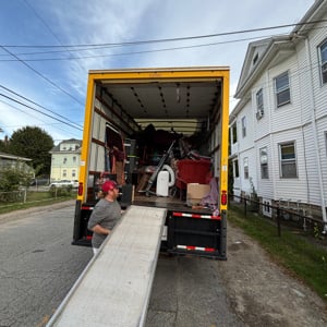 Moving Truck from DLUX DUTY uploaded 9:30 PM on Dec 23rd, 2025