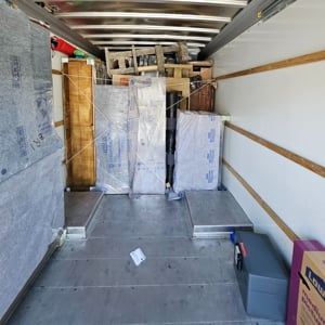 Unloading and Loading from Smoove Move Logistics uploaded 1:27 PM on Nov 1st, 2025