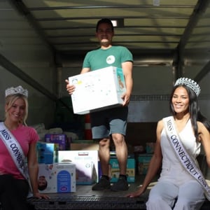 Unloading and Moving Truck from CT Family First Movers LLC uploaded 7:09 PM on Jun 7th, 2026