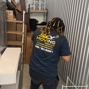 Customers, Hand Truck, Movers, Piano, and Unloading from Sky Moving Pros uploaded 8:27 AM on Jan 16th, 2026