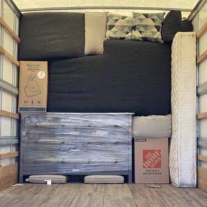 Loading from The Right Move All in One Moving llc uploaded 6:09 PM on Jul 17th, 2025